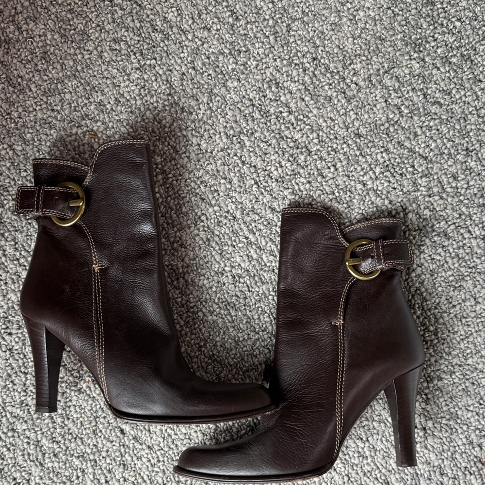 Coach Elegant Brown Leather Ankle Boots